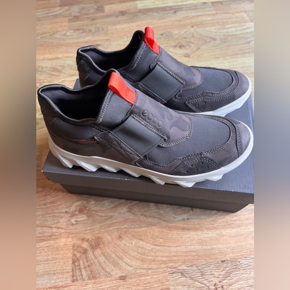 Ecco Shoes - EECO Intrinsic 2 Slip On Sneakers